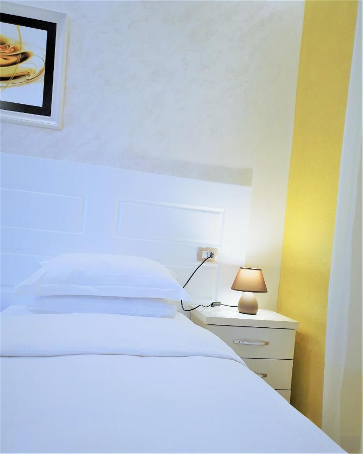 Comfort Hotel Фиери Экстерьер фото